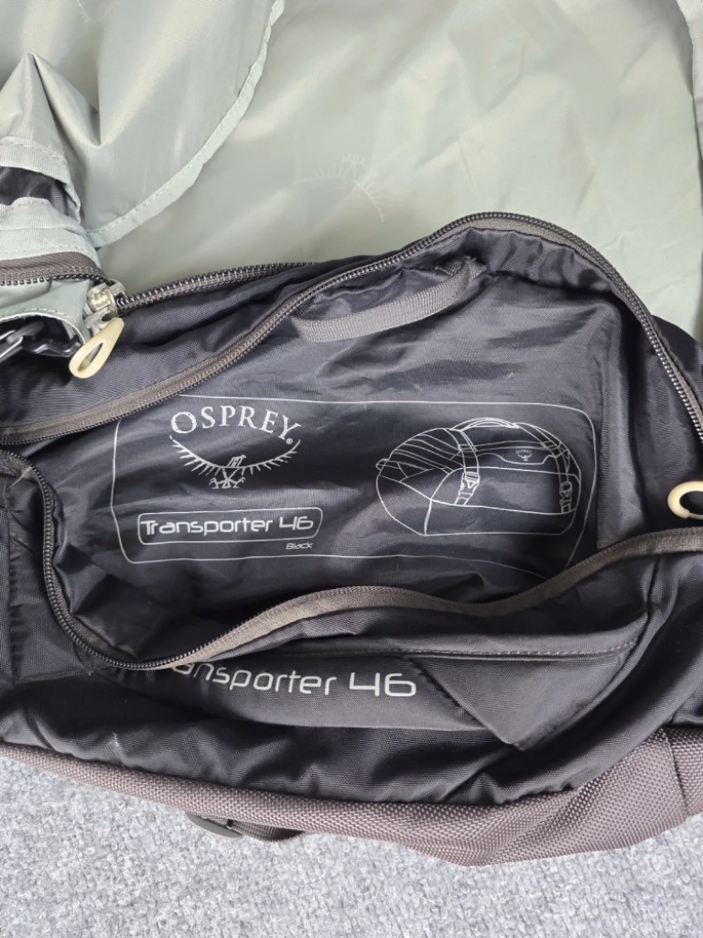 Osprey Transporter 46 Travel Duffel Bag Carry-On Black